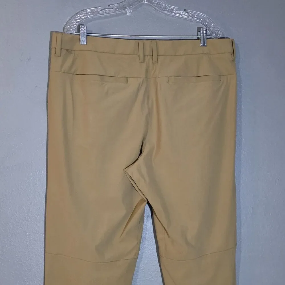 crz yoga mens golf pants Khaki Sz 38